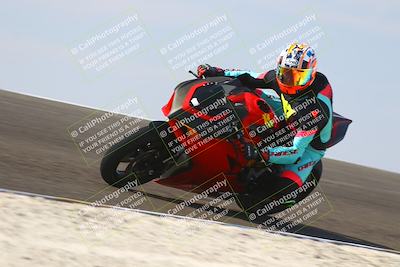 media/Nov-02-2025-Lets Ride (Sun) [[f7a3caa734]]/C Group/1140am (Turn 2 Inside)/